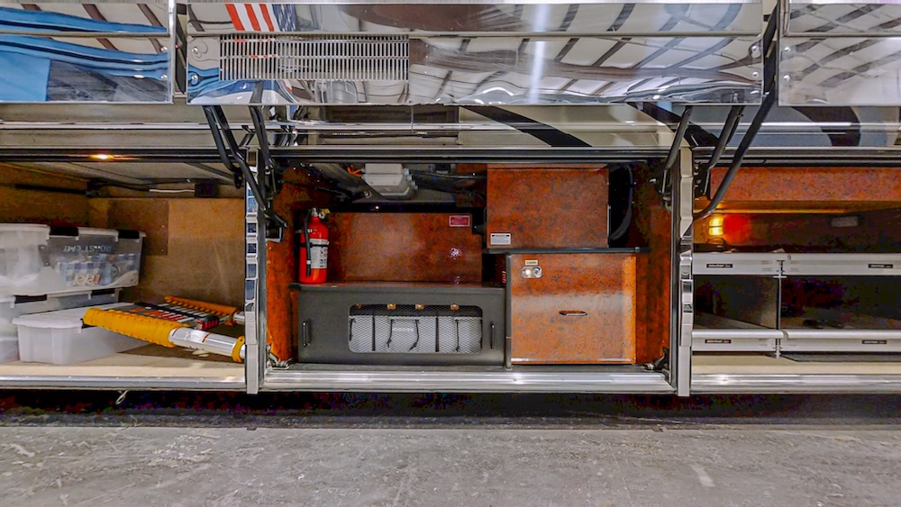 2006 Prevost Royale XLII For Sale